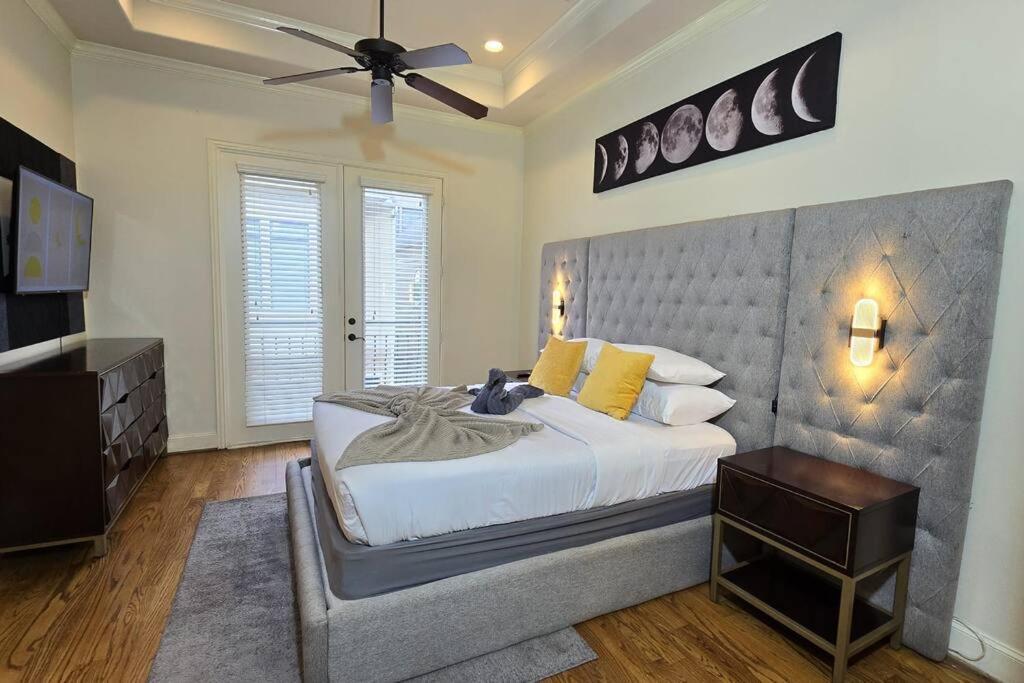 Modern Galleria Gem Private Jacuzzi 3 Br Houston Kültér fotó